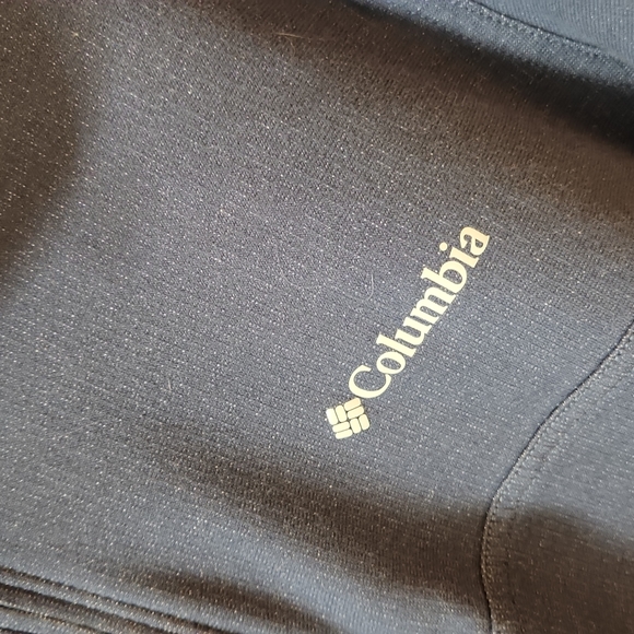 Columbia Quarter-Zip Pullover Omni-Wick - Picture 2 of 4